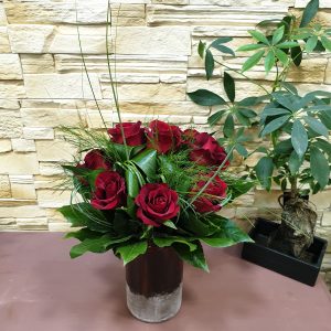 Bouquet rond de roses rouges V2 Marie Danède Art Floral et Curiosités1